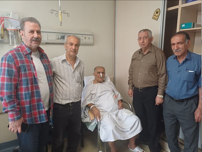 171845839 جراحی موفقیتآمیز بود؛ اسطوره آبیها همچنان تحت نظر پزشکان + تصاویر