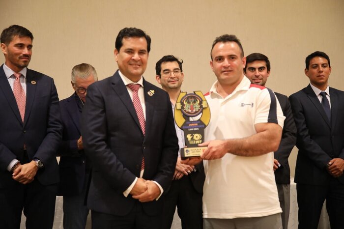 صعود فجرشهید سپاسی به لیگ برتر در روز مشخص شدن خروجی‌های پرسپولیس