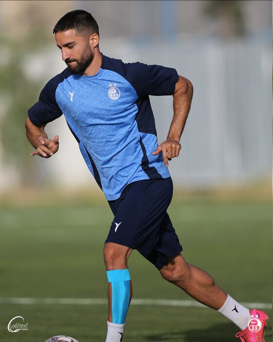 لحظه شماری محمدی برای بازگشت به میدان؛ آماده‌باش جباری به دروازه‌بان دوم استقلال