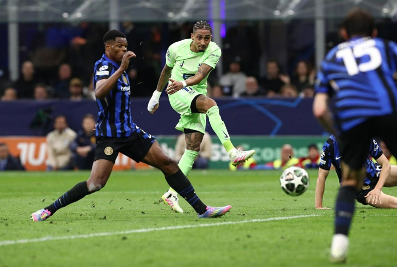 صعود جنون‌آمیز اینتر به فینال با عبور از بارسلونا؛ زمانی برای درخشش طارمی