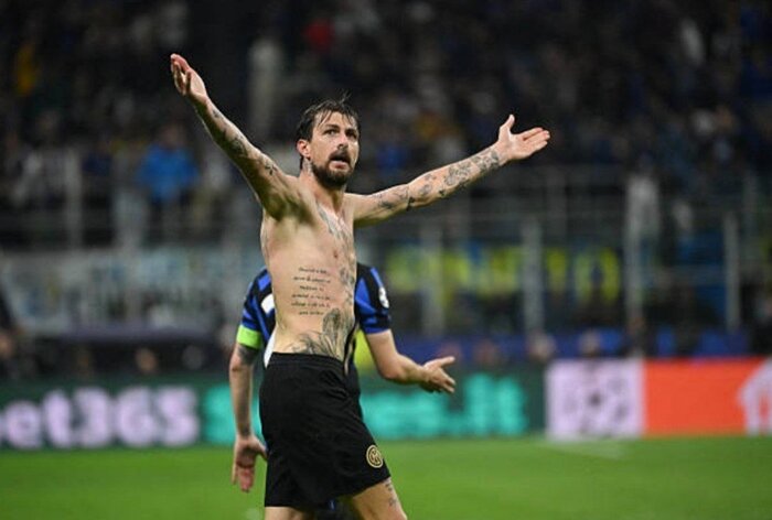 صعود جنون‌آمیز اینتر به فینال با عبور از بارسلونا؛ زمانی برای درخشش طارمی