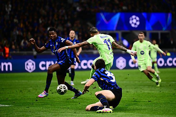 صعود جنون‌آمیز اینتر به فینال با عبور از بارسلونا؛ زمانی برای درخشش طارمی