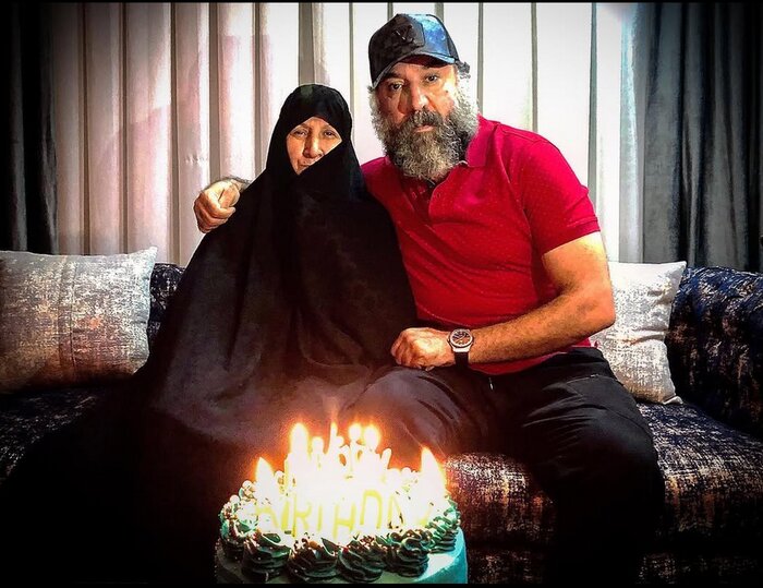 مادر انصاریان: هر شب با عکس علی حرف می‌زنم/ وقتی رفت دنیا ایستاد