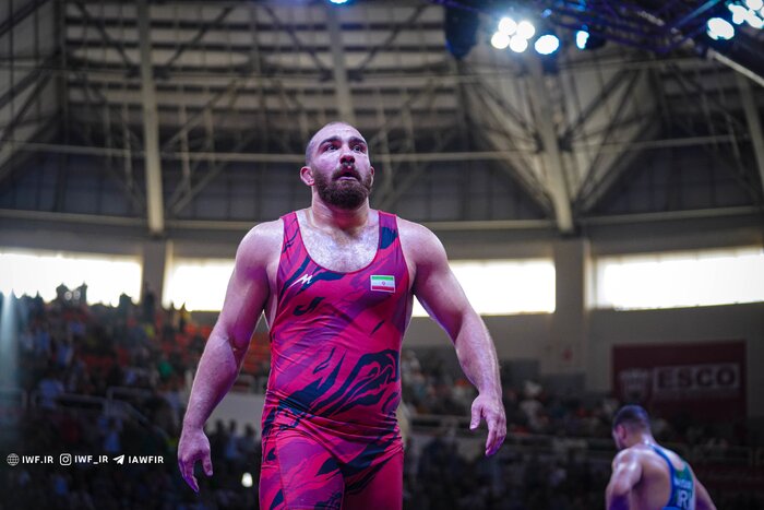 بالی‌تبار: زارع از لحاظ فنی از معصومی بهتر است/ فردین باید حاشیه‌ها را جمع می‌کرد