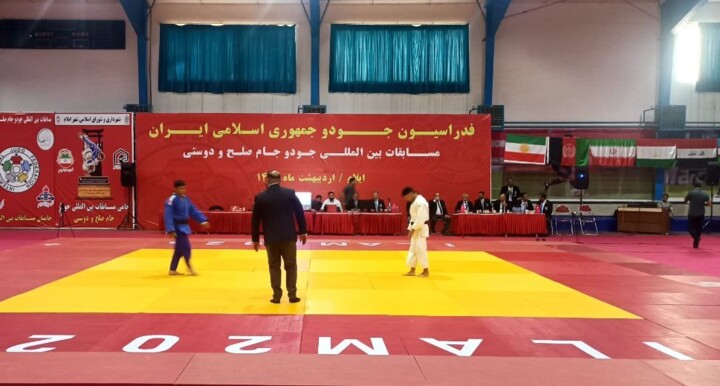 171869356 فیلم| آغاز مسابقات بینالمللی جودو در ایلام؛ حضور ۱۰۰ ورزشکار از ۶ کشور