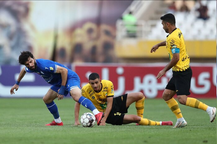 سپاهان آسیایی شد؛ ذهن استقلال درگیر جام حذفی بود