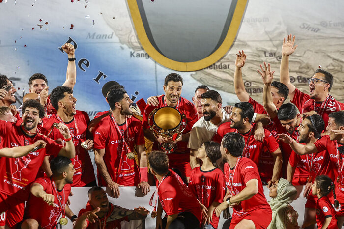 171870414 بررسی روز تلخی که استقلال برای پرسپولیس در شب شادی تیتیها رقم زد