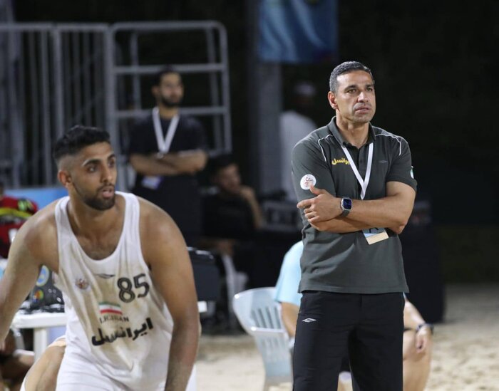 171873305 سرمربی هندبال ساحلی: یک سروگردن از همه تیمها بالاتر بودیم/جزو چهار تیم برتر جهان میشویم