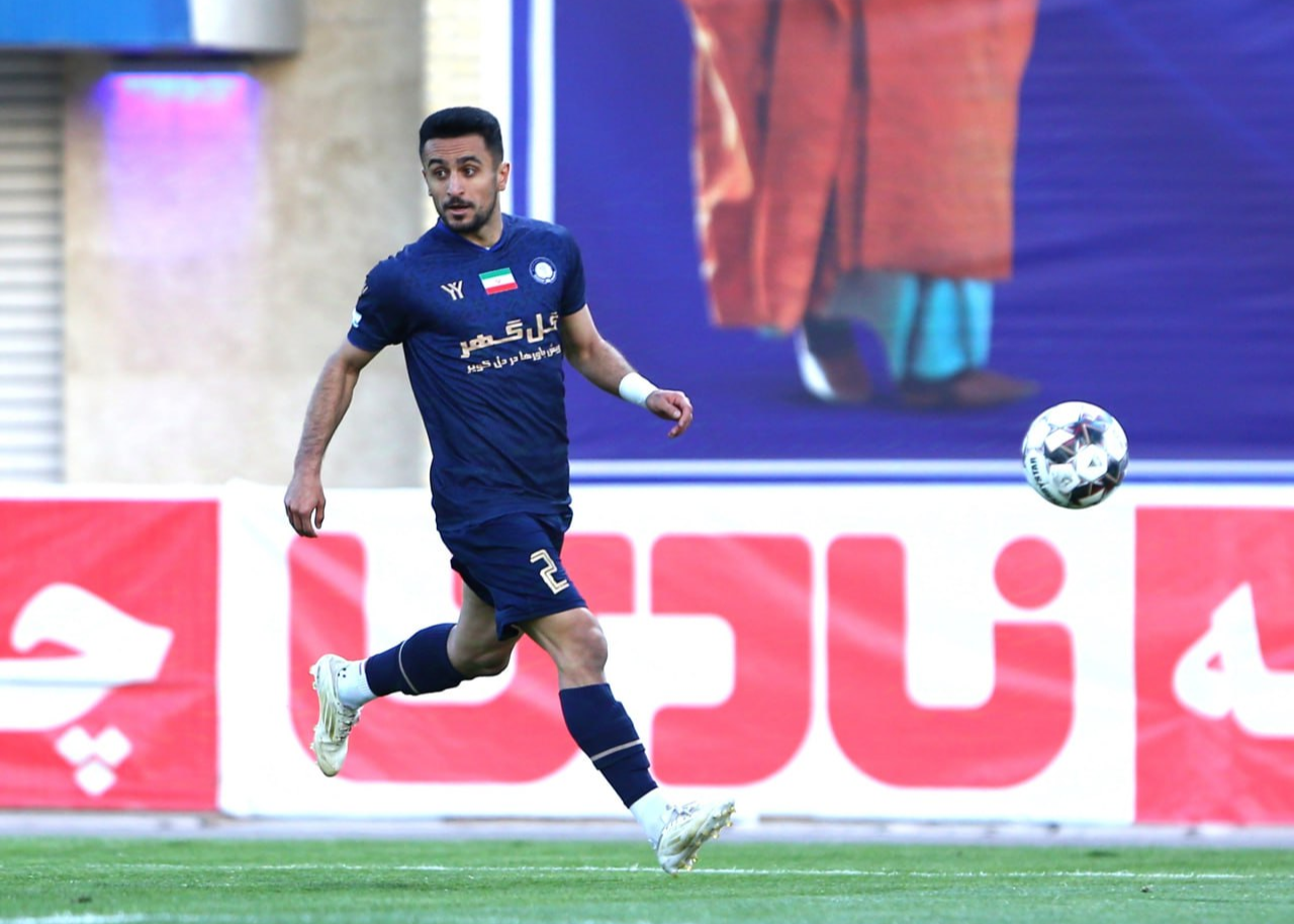 171873906 تیم منتخب لیگ بیستوچهارم فوتبال در قرق ستارههای تراکتور