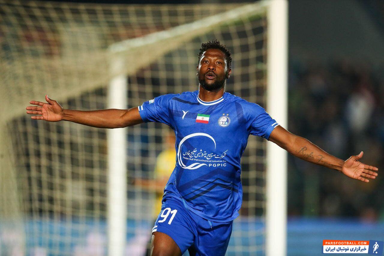 مسعود جوما ستاره استقلال : یک پایان خوش از هواداران استقلال ممنونم