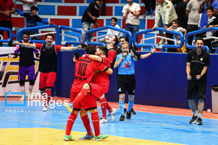 جنگ استقلال و ملوان بر سر جام در روز شانس طارمی برای تاریخ‌سازی