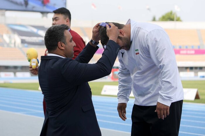 پرسپولیس با گندوز نیازمند پیام نیست؛ رنگ چشم ملاک ارزیابی عملکرد است