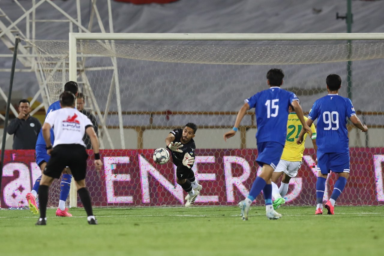 فینالِ کج‌سلیقگی‌های سازمان لیگ؛ استقلال-ملوان و آخرین نارضایتی فصل!  