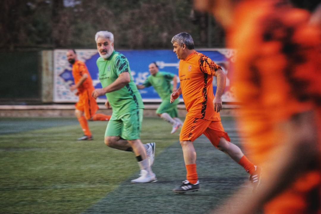 ستار همدانی ورزشگاه غدیر را بههم ریخت! ستار همدانی ورزشگاه غدیر را بههم ریخت!