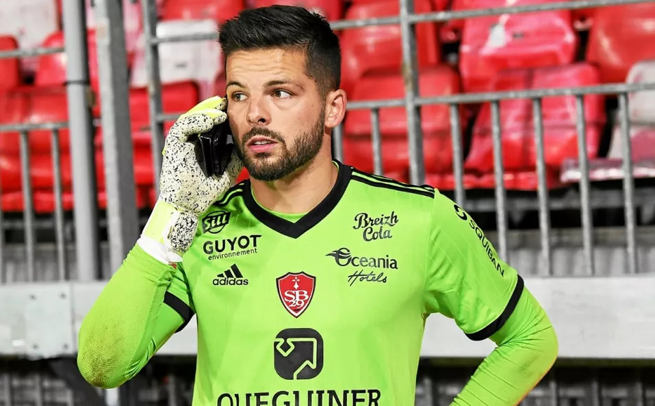 2025-05-23_140808-1 گوتی لارسونه در برست