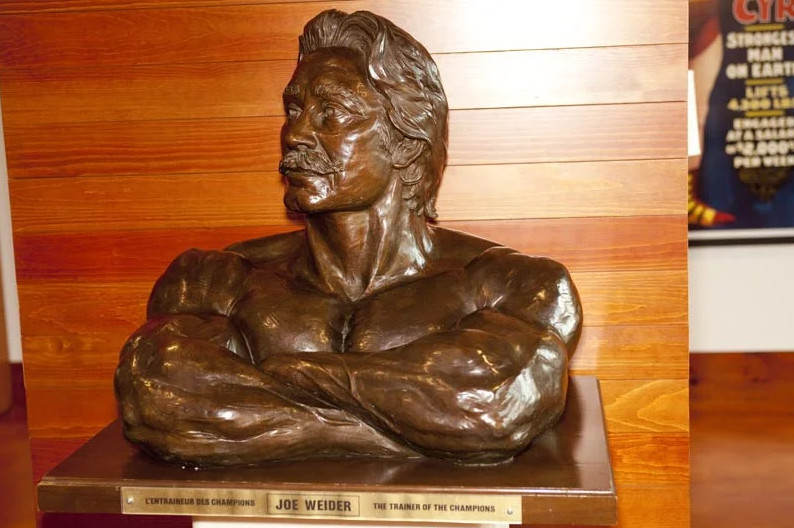 تندیس جو ویدر