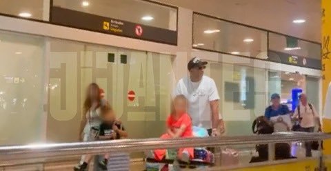 ورود امیلیانو مارتینز به بارسلونا