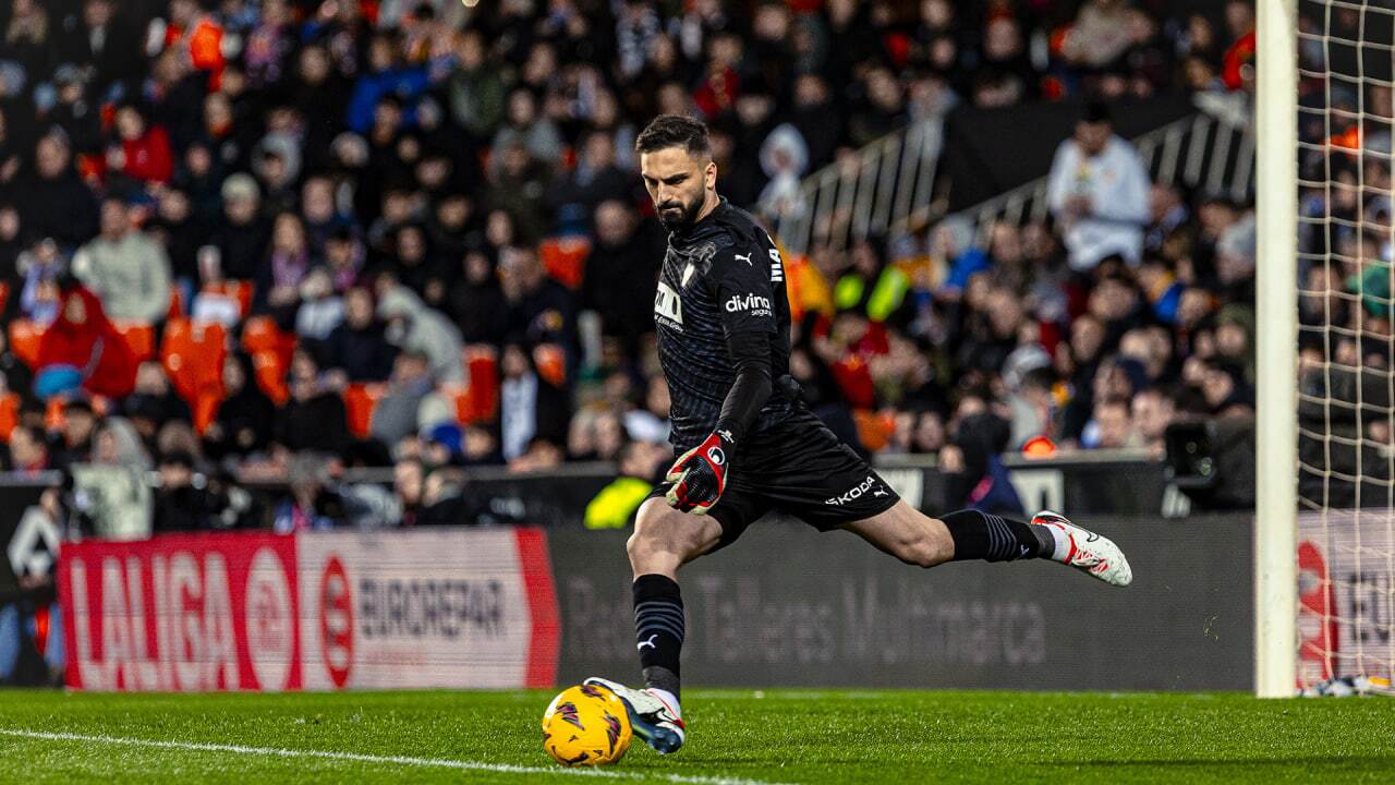 آرنه اسلوت و ساختن امپراتوری جدید در آنفیلد/ لیورپول به دنبال تسخیر اروپا آرنه اسلوت و ساختن امپراتوری جدید در آنفیلد/ لیورپول به دنبال تسخیر اروپا