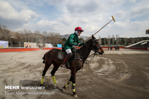 3067946 توجه ویژه فدراسیون چوگان به بانوان؛ لیگ انگیزهها را بالا برده است