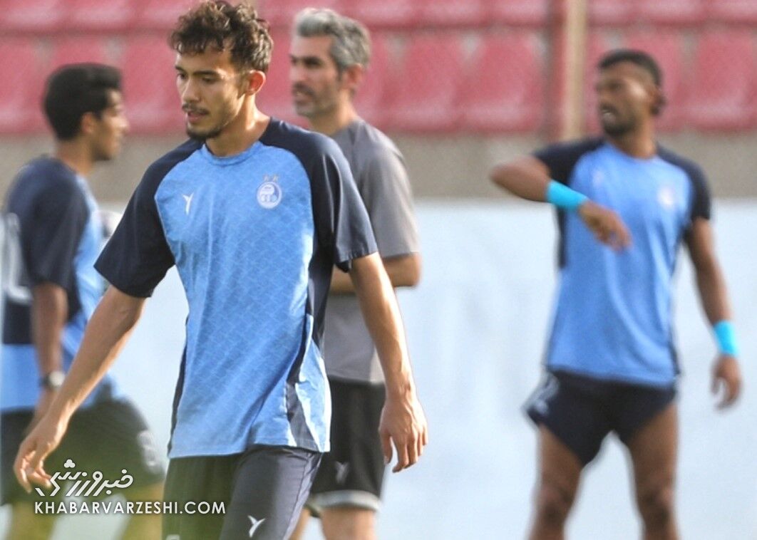 رامین رضاییان در خانه قدیمی پرسپولیس به استقلال ملحق شد +عکس