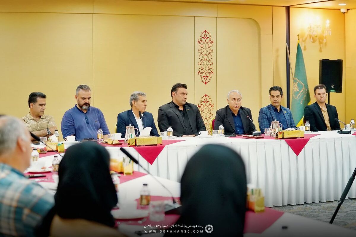 مدیر و مربی آکادمی سپاهان در جمع برترین های اصفهان