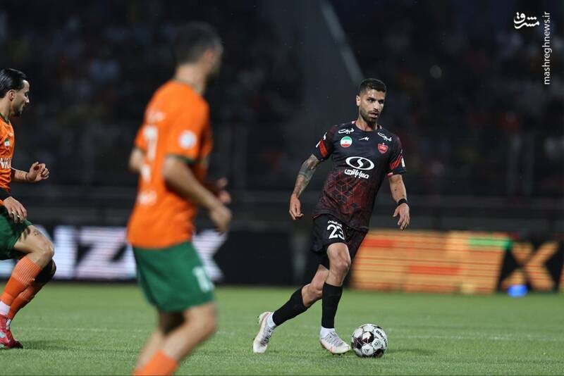 آتش بازی پرسپولیس در یک نیمه/  سرخ پوشان امیدوار ماند +عکس