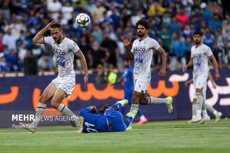 4410367 پنهانکاری مدیران استقلال در مورد «ماتزاری»/ «والتر» وجود خارجی ندارد!