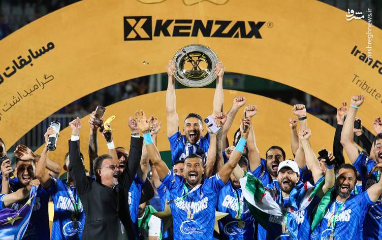 استقلال مشکلات را از یاد نبرد، همین حالا هم عقبیم/ قهرمانی را مدیون این ۲ بازیکن حرفه ای هستیم