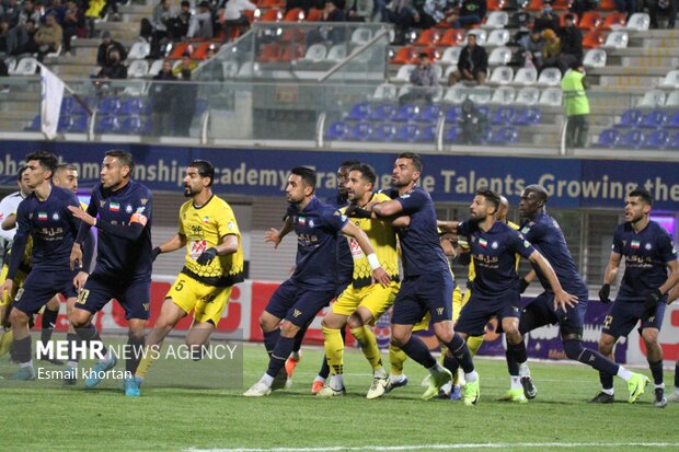 «تزئین» تراکتور برای جشن بزرگ قهرمانی؛ استقلال به فکر حفظ یک رکورد