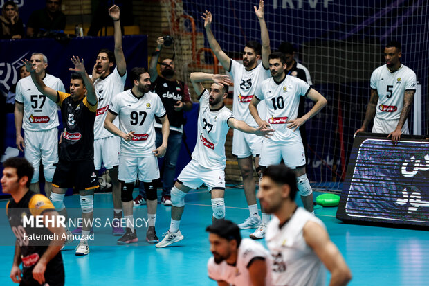 رقم‌های عجیب قرارداد والیبالیست‌های لیگ برتر/ مذاکره یزدی‌ها با غفور