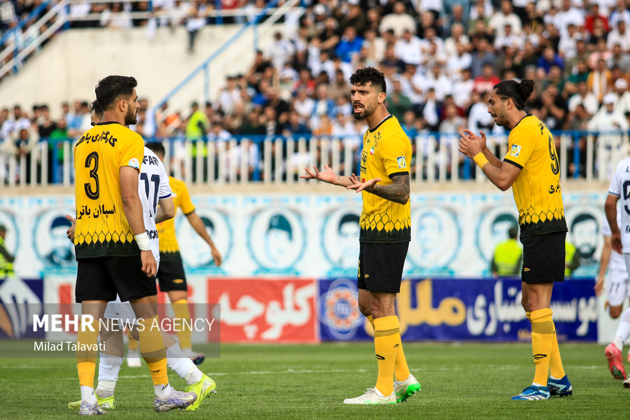 اتفاقات باورنکردنی در سپاهان؛ از کتک کاری تا احضار به کمیته اخلاق!