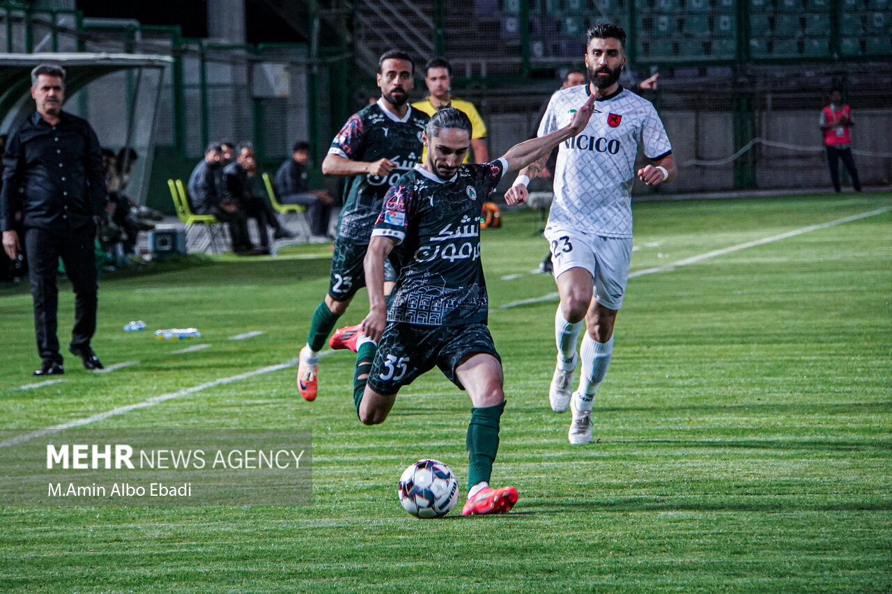 5496502 مس چگونه با پورموسوی از سقوط گریخت؟