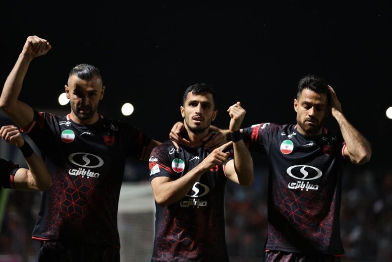 عکس از خوشحالی علی علیپور پس از گل به مس رفسنجان