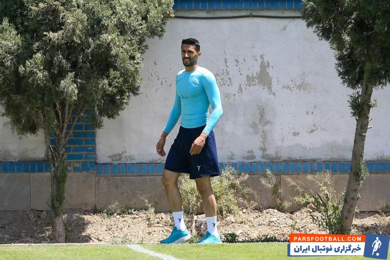 حسین حسینی در تمرین استقلال حضور پیدا کرد