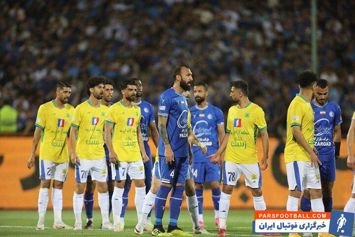 علیرضا کوشکی و مسعود جوما روی ساق بندهای خود عکس های جالبی حک کرده بودند