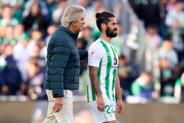 63474873 فراز و فرودهای ستارهای خاموششده