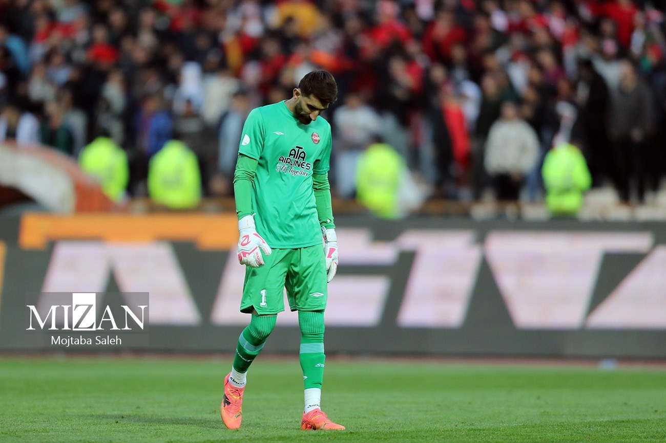 رمزگشایی از ماجراهای جنجالی و عجیب پدیدهای به نام بیرانوند/ از ابهامات تحصیلی تا افشای حضور باند مافیایی در پرسپولیس رمزگشایی از ماجراهای جنجالی و عجیب پدیدهای به نام بیرانوند/ از ابهامات تحصیلی تا افشای حضور باند مافیایی در پرسپولیس