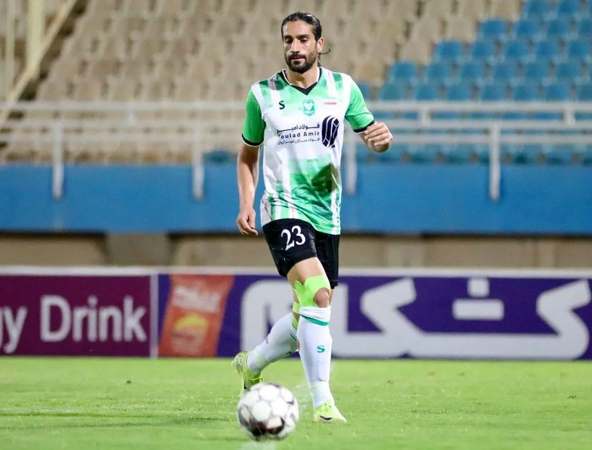 حسین ابرقویی ستاره خیبر خرم آباد در آستانه حضور در پرسپولیس قرار دارد