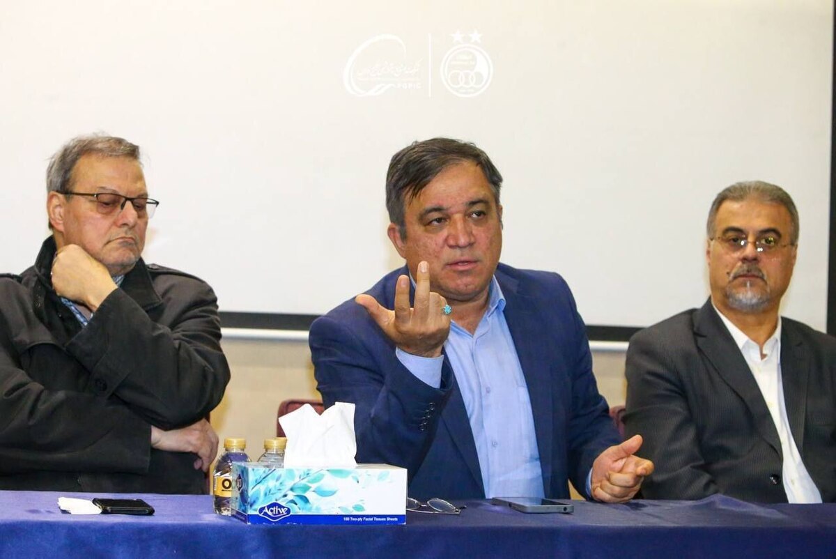 علی تاجرنیا