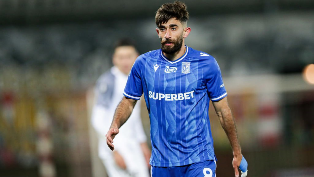 علی قلی زاده وینگر تیم لخ پوزنان لهستان و تی ملی ایران