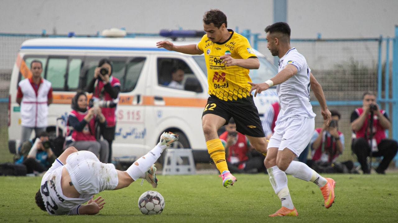 benyedder2-5-2025 وسام بن یدر مهاجم سپاهان مقابل ملوان