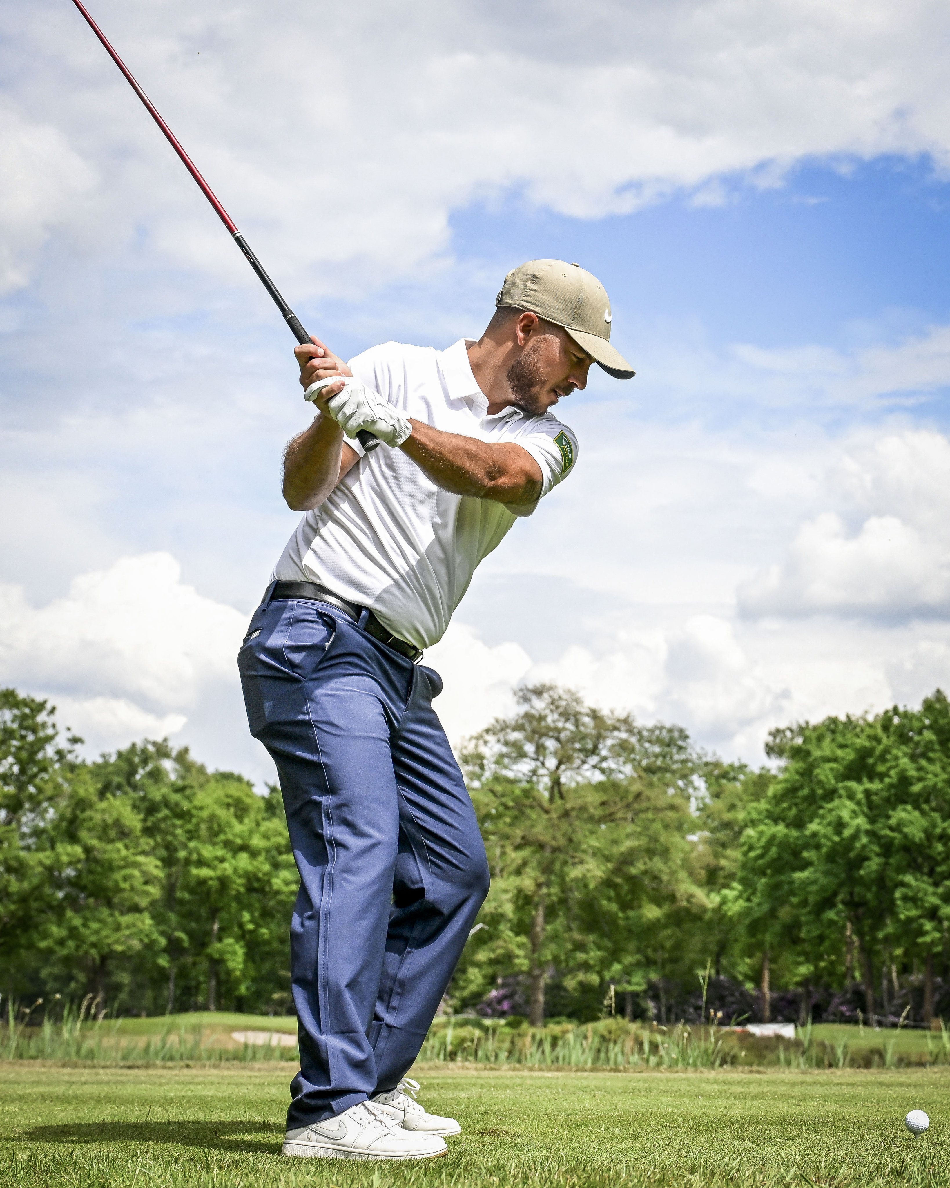 eden_hazard_playing_golf3-2025-05-21 ادن هازارد در حال گلف بازی کردن