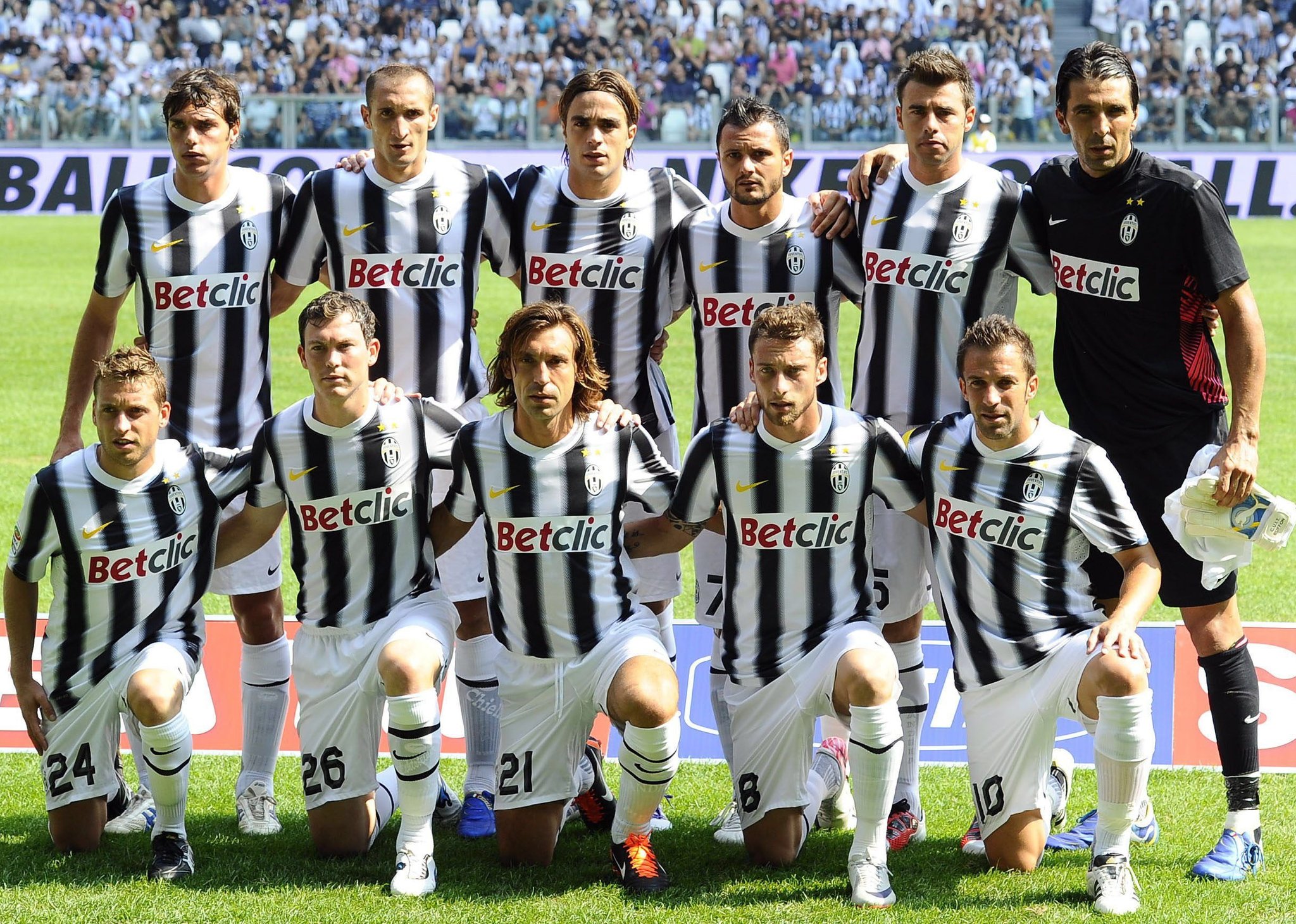 عکس تیمی یوونتوس در فصل 12-2011