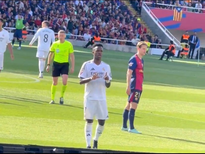 پاسخ وینیسیوس جونیور به هواداران بارسلونا با به رخ کشیدن تعداد قهرمانی های رئال مادرید