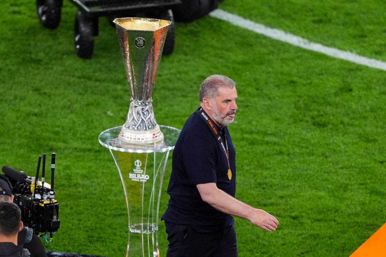 img_20250522_030949_009 گزارش تصویری قهرمانی تاتنهام