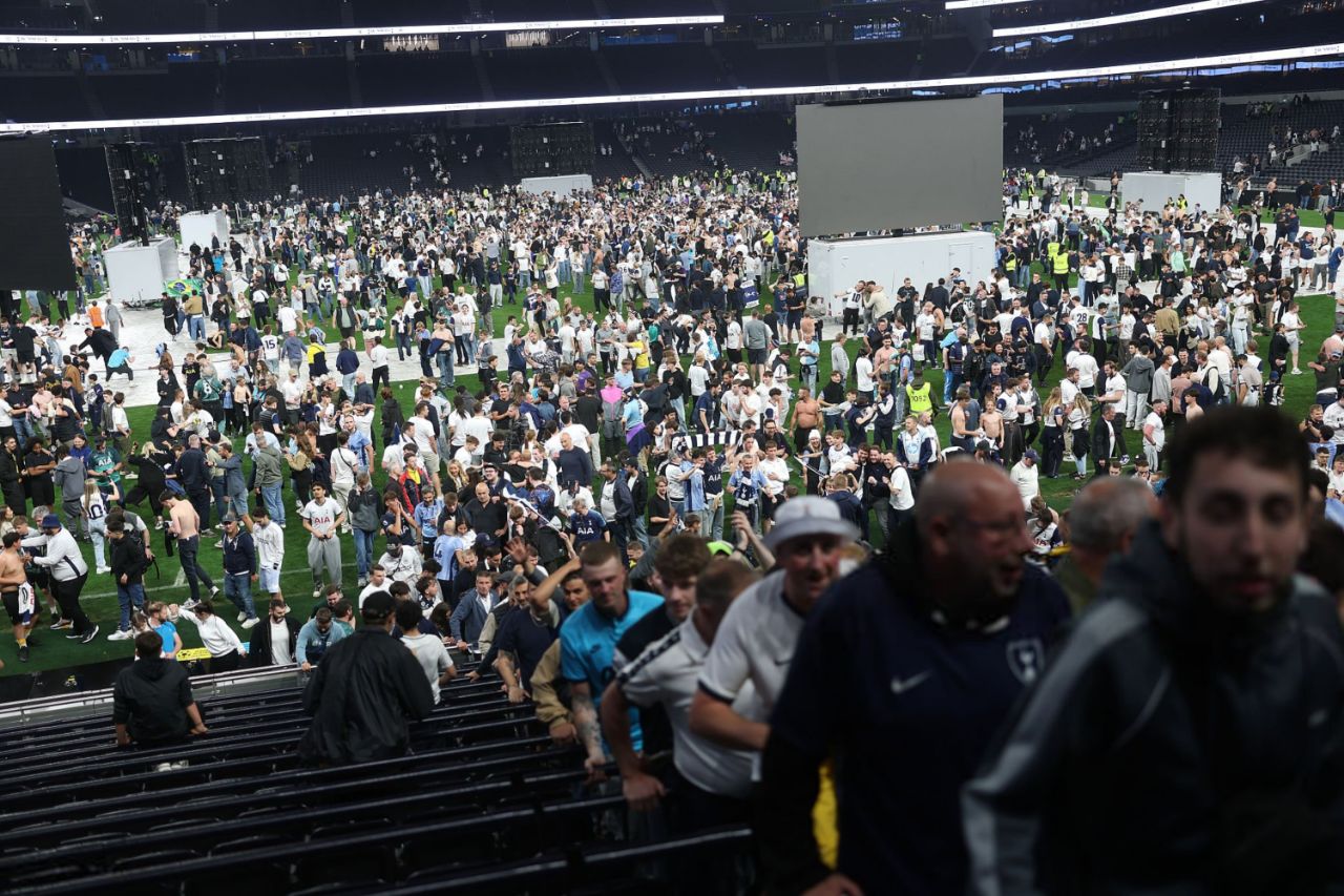 img_20250522_034153_046 گزارش تصویری قهرمانی تاتنهام