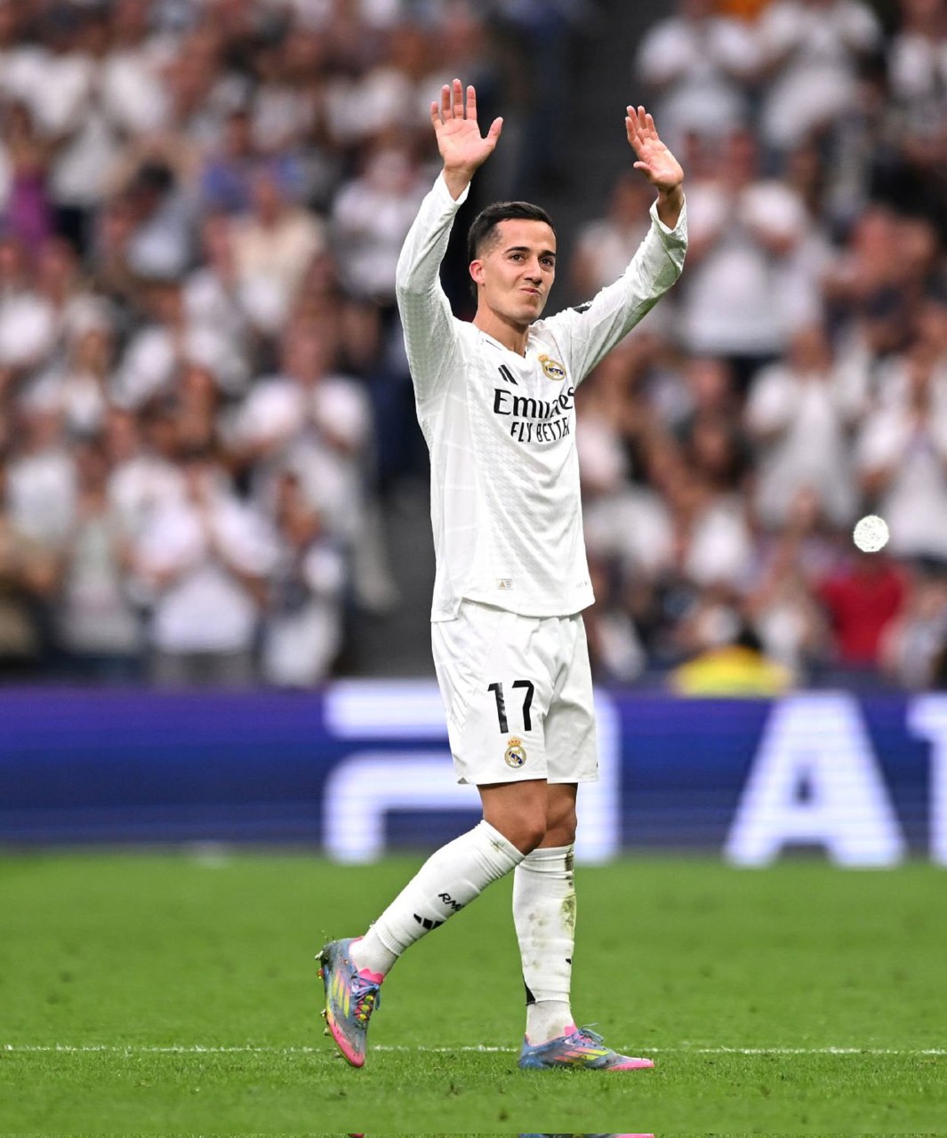 اشک‌های لوکاس وازکز حین خداحافظی از هواداران رئال مادرید