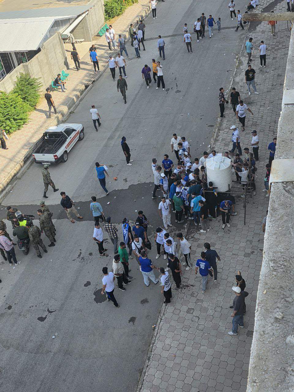 عکس از آبخوری ورزشگاه امام خمینی اراک