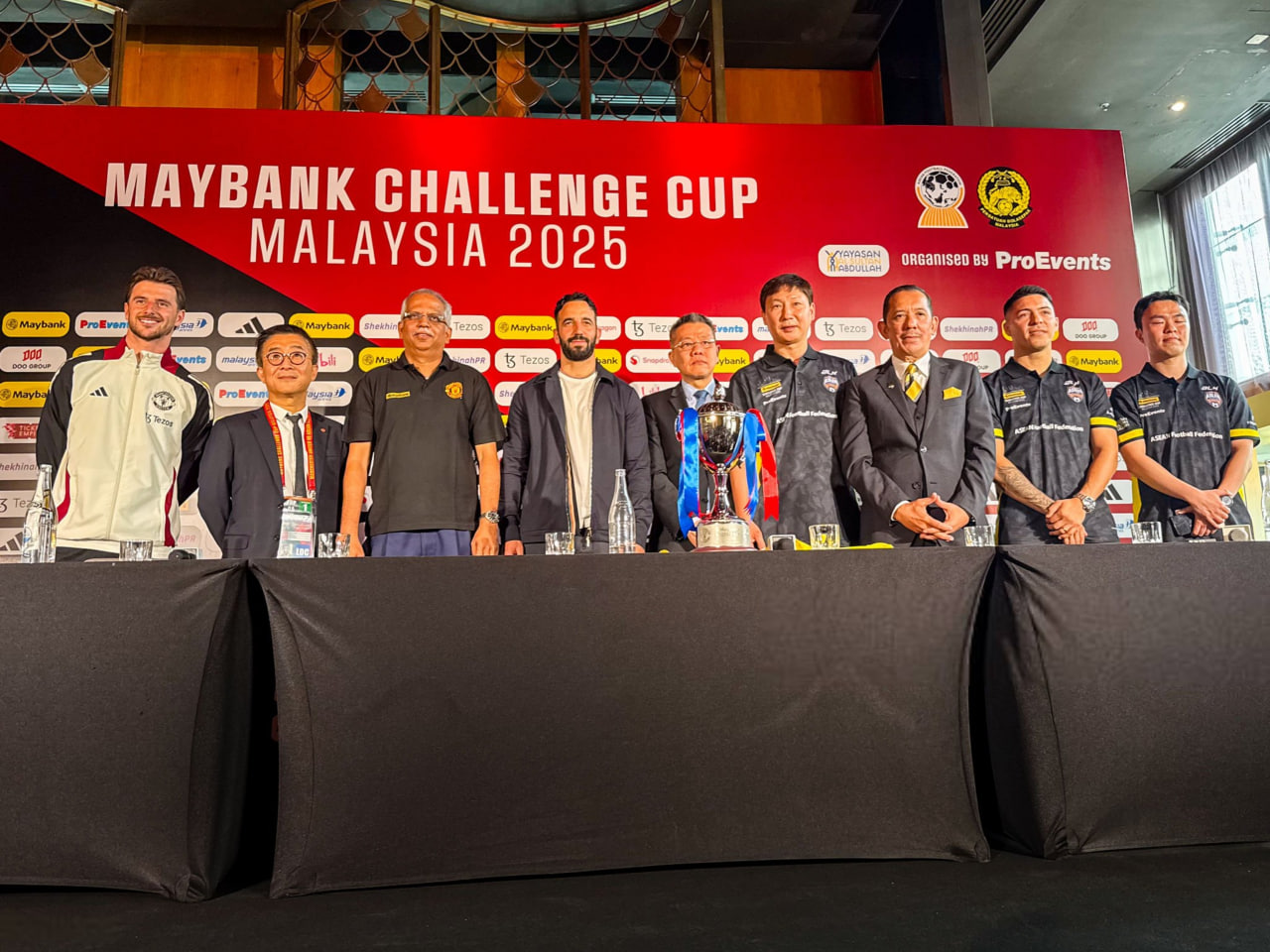 رونمایی از جام «می بنک چلنج کاپ» در مالزی