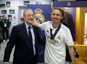 اشک های پرز رئیس رئال مادرید در مراسم خداحافظی مودریچ